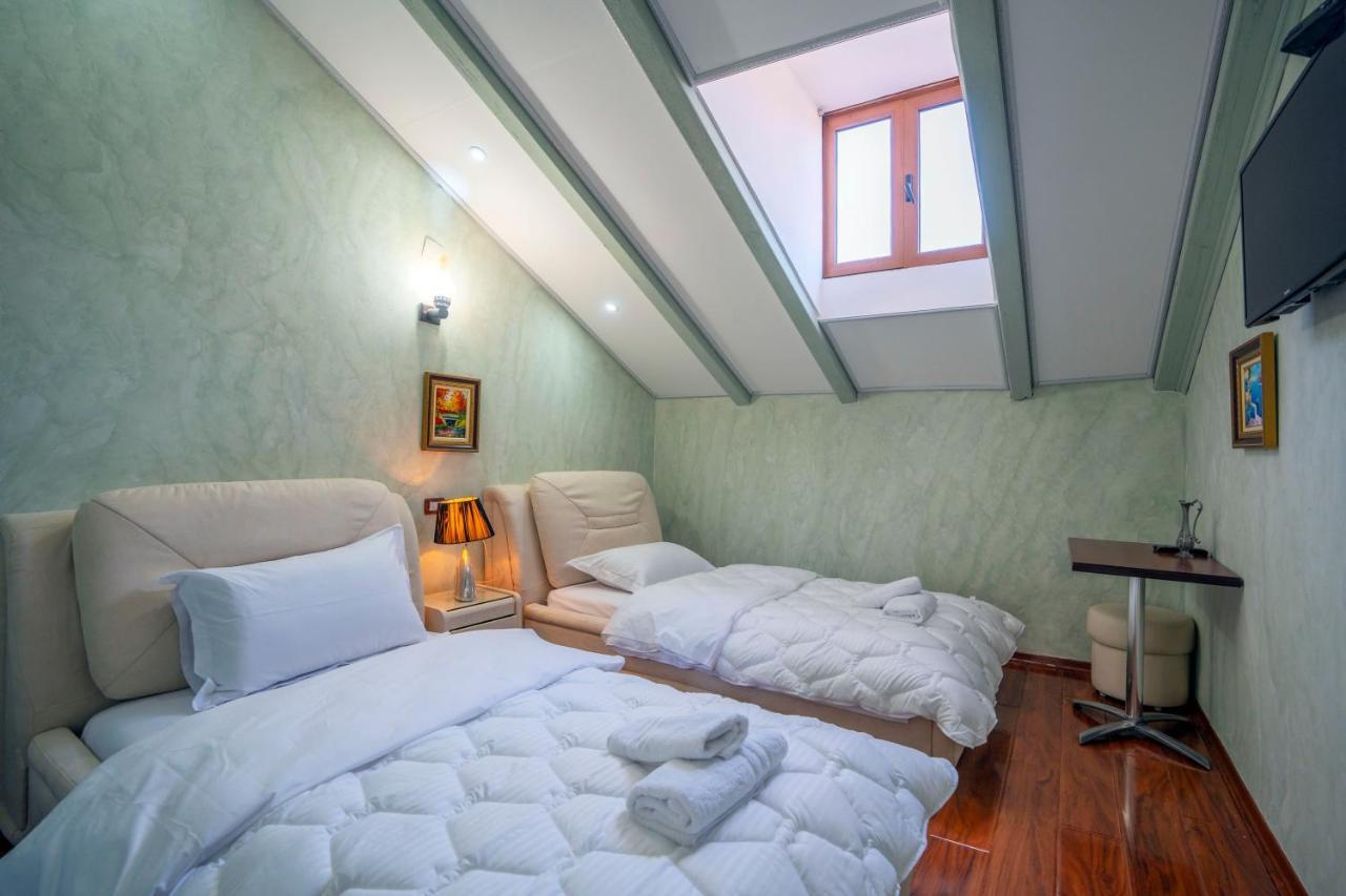 Zobo Hotel Шкодер Экстерьер фото