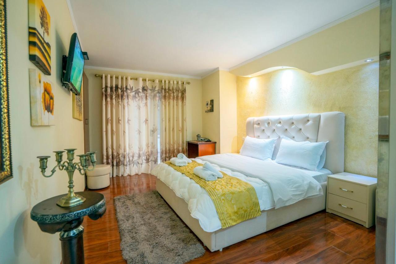 Zobo Hotel Шкодер Экстерьер фото