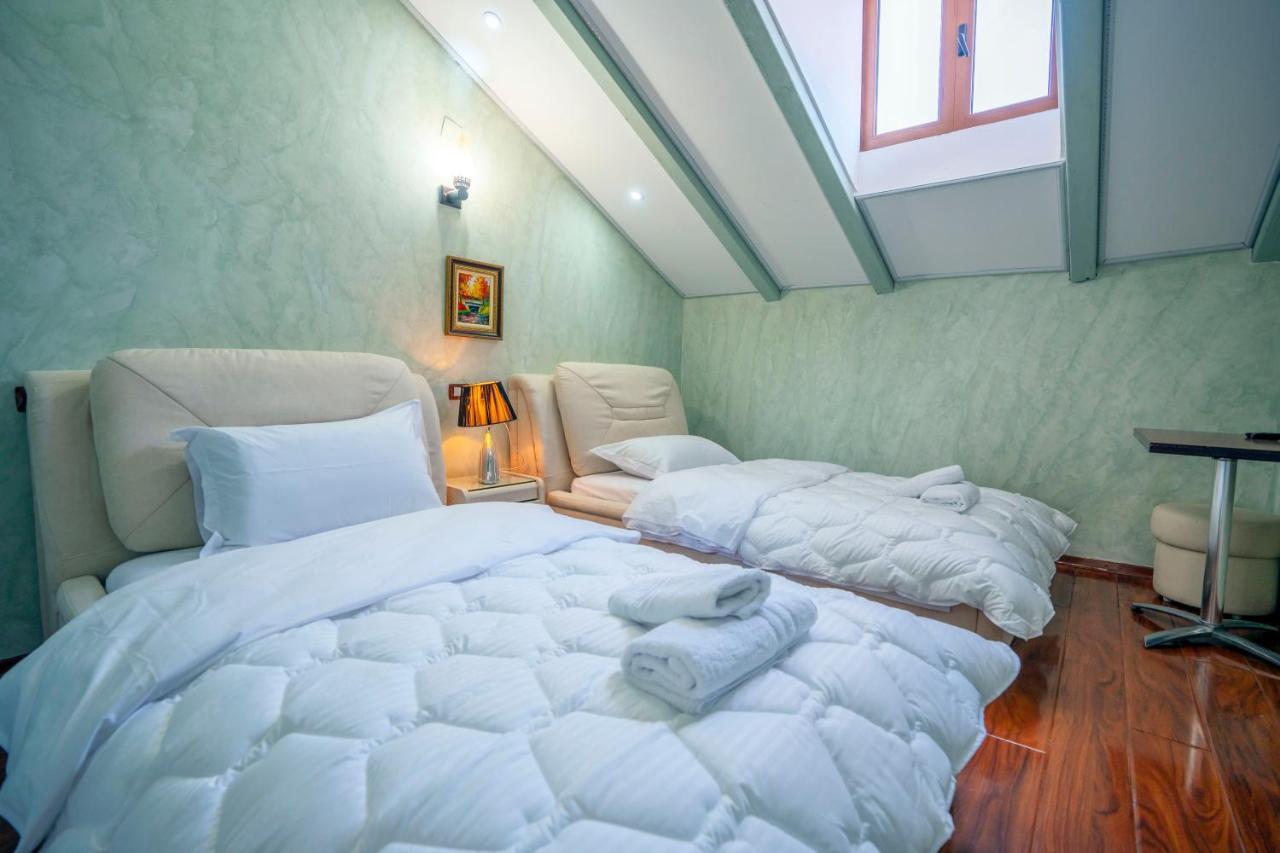 Zobo Hotel Шкодер Экстерьер фото