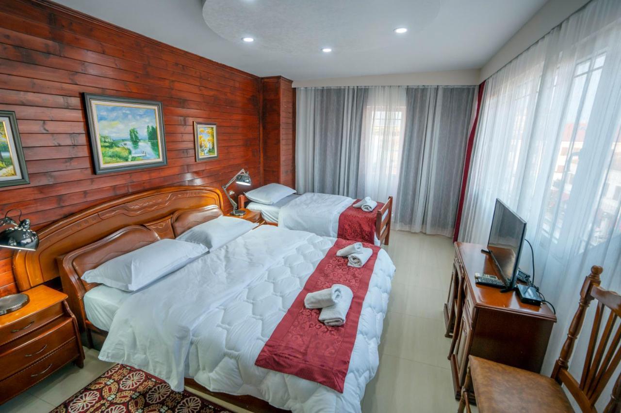 Zobo Hotel Шкодер Экстерьер фото