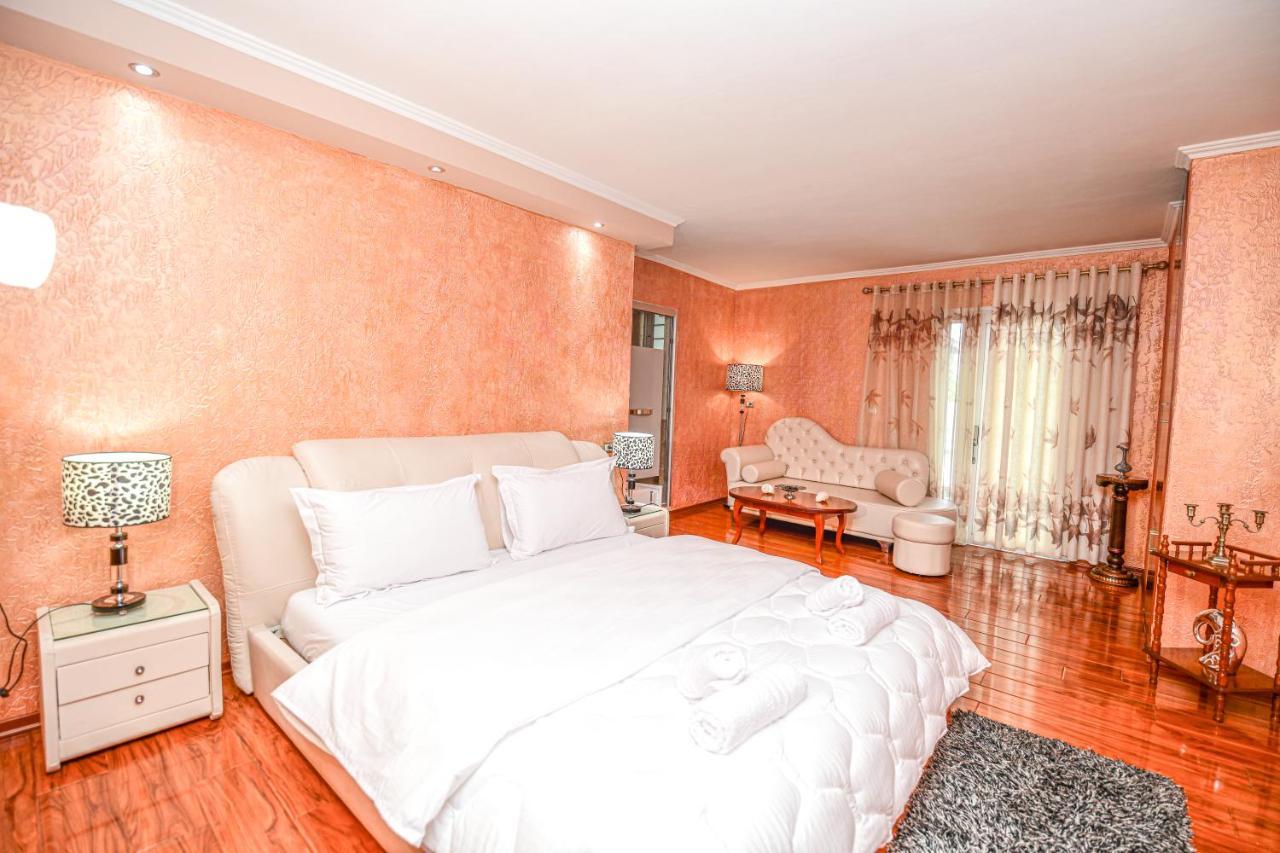 Zobo Hotel Шкодер Экстерьер фото