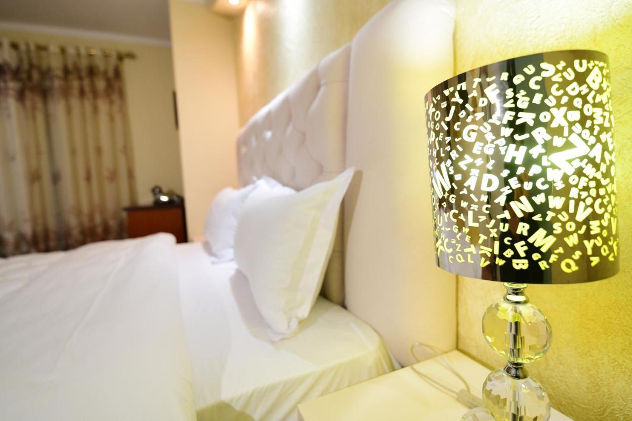 Zobo Hotel Шкодер Экстерьер фото